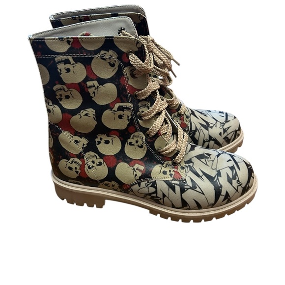 Goby Skull & Graffiti Vegan Leather Combat Boots Size 41 USA 10 - Picture 2 of 8
